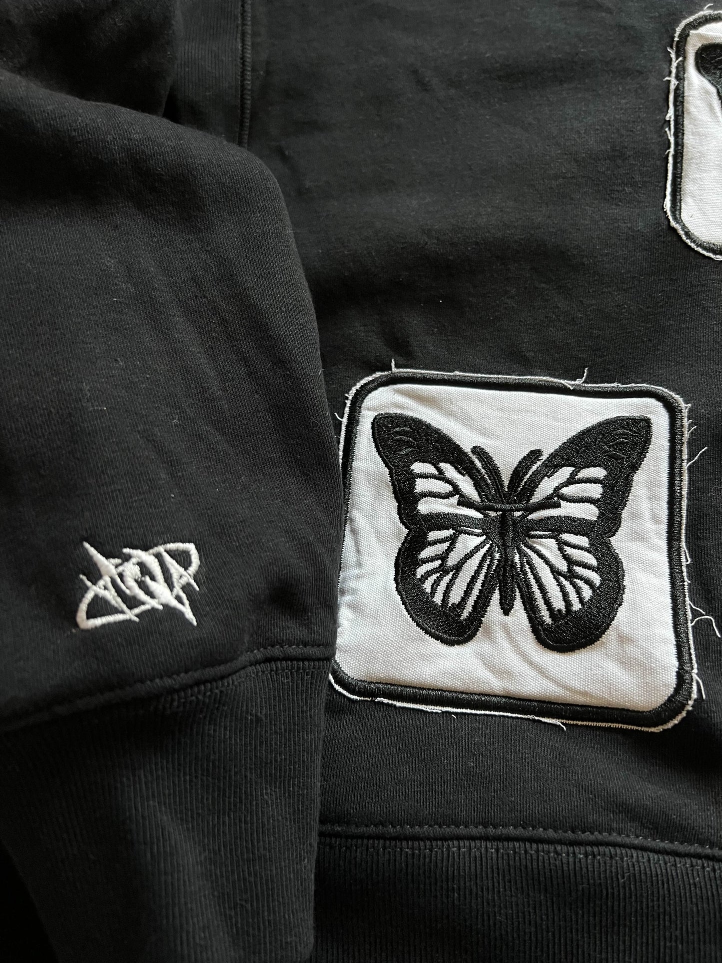 NøVanity Hoodie (White)